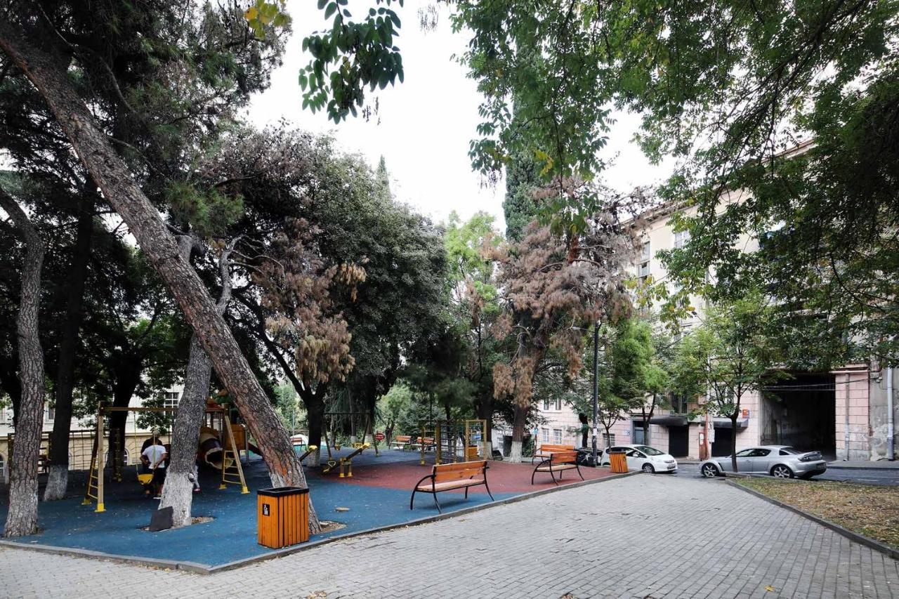 Twins Otel Tiflis Dış mekan fotoğraf